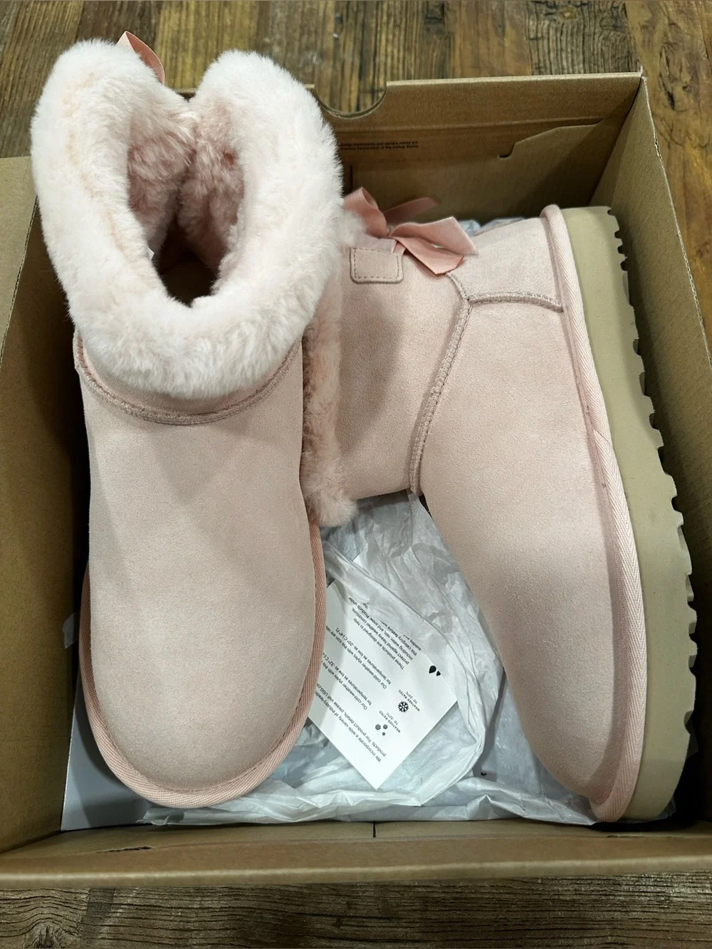 UGG Women's Blush Pink Shearling-Trim Bow Boots - Picture 4 of 5